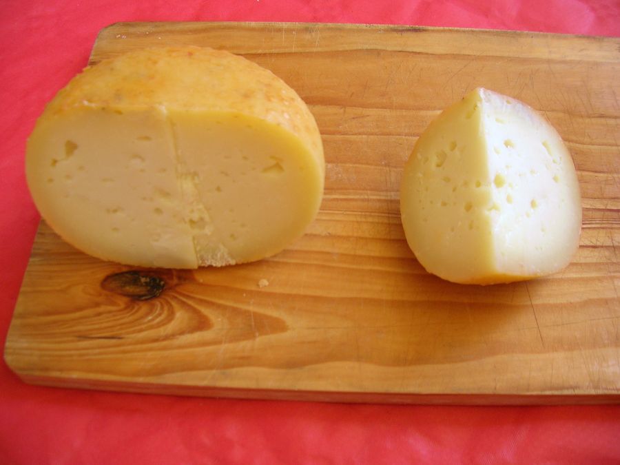Forme di pecorino (foto indicativa)